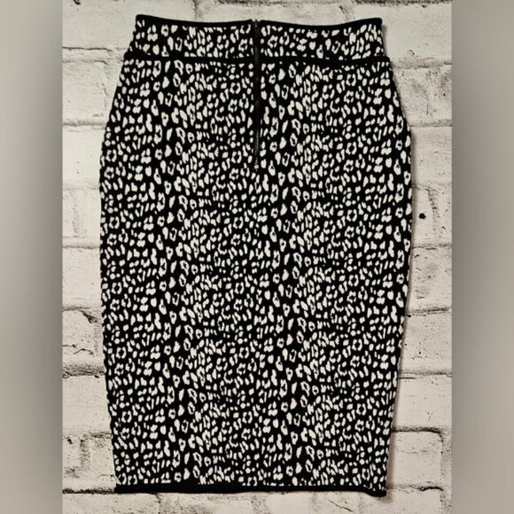 Fair And Joy Women's Leopard Print Skirt - Picture 2 of 9